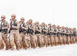 关键时刻突围战来临，深圳男篮围绕英超内部沟通，更衣室稳定，轮换策略成焦点 